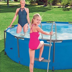 Ladder for pools desmontables Bestway 84 cm
