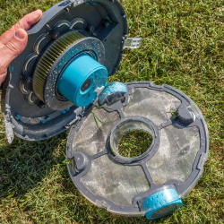 Cordless pool cleaner Gre Wet Runner Plus