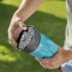 Pump Sumergible Gardena Aguas Limpias a Battery 2000 L/h